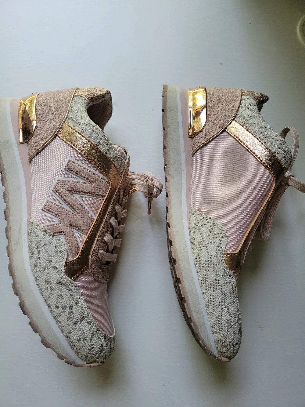 Women's Michael Kors Pink Metallic Accent Fashion Sneakers
